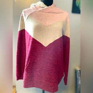 Fleece hooded pullover shirt.   New!